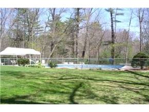 39 Tenney Road Pelham, NH 03076 - Photo 7 of 9