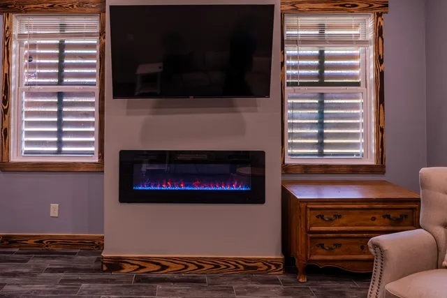 a view of washer and dryer in a utility room