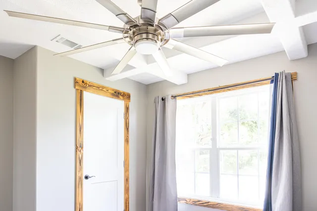 $399,900 | 981 East Chestnut Avenue, Crestview, FL 32539