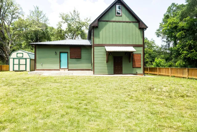 $399,900 | 981 East Chestnut Avenue, Crestview, FL 32539