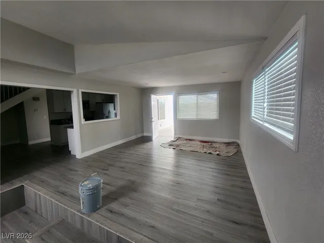 $2,500 | 6939 Montcliff Avenue, Las Vegas, NV 89147