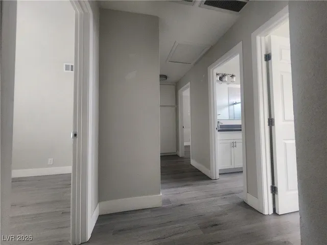 $2,500 | 6939 Montcliff Avenue, Las Vegas, NV 89147