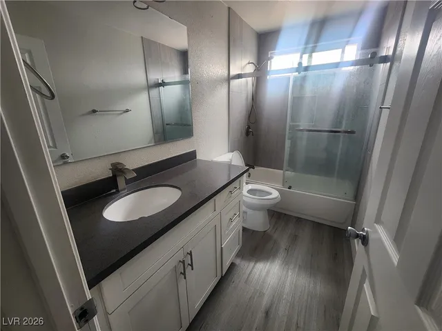 $2,500 | 6939 Montcliff Avenue, Las Vegas, NV 89147