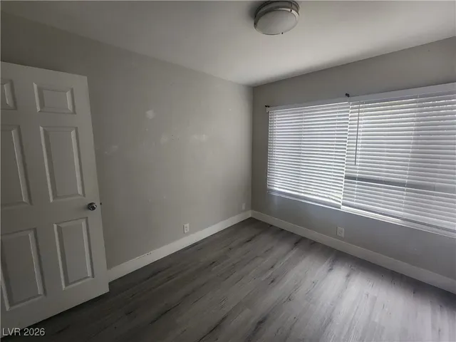 $2,500 | 6939 Montcliff Avenue, Las Vegas, NV 89147