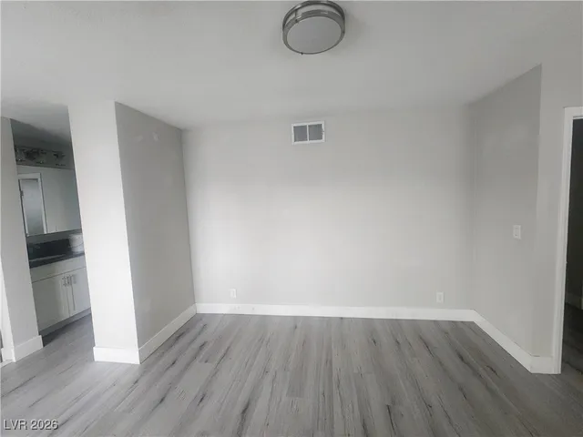 $2,500 | 6939 Montcliff Avenue, Las Vegas, NV 89147