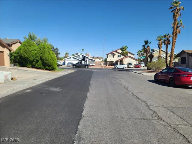 $2,500 | 6939 Montcliff Avenue, Las Vegas, NV 89147