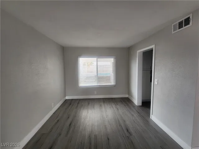 $2,500 | 6939 Montcliff Avenue, Las Vegas, NV 89147