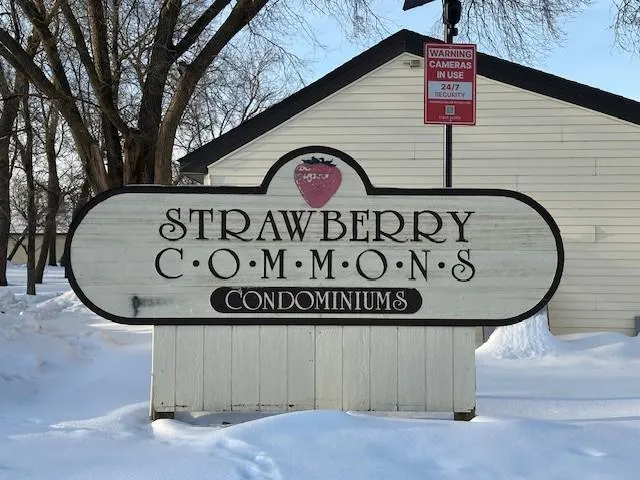 $89,900 | 7434 72nd Lane North, Brooklyn Park, MN 55428