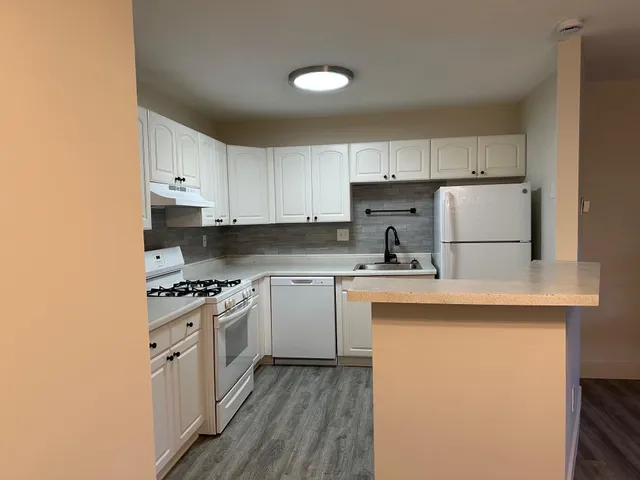 $89,900 | 7434 72nd Lane North, Brooklyn Park, MN 55428