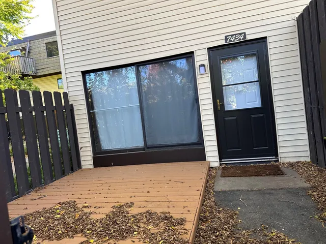 $89,900 | 7434 72nd Lane North, Brooklyn Park, MN 55428