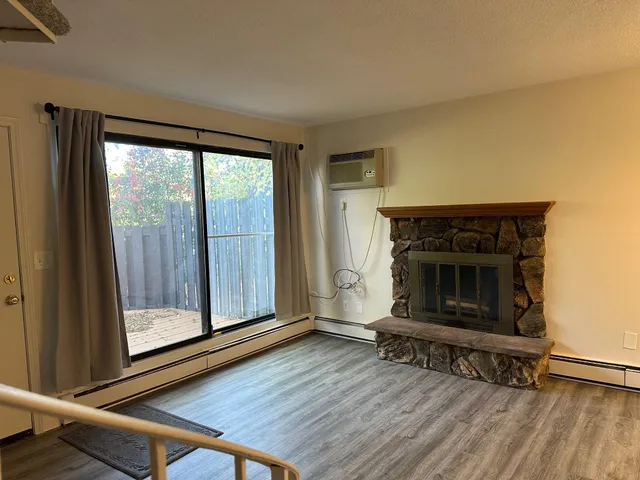 $89,900 | 7434 72nd Lane North, Brooklyn Park, MN 55428