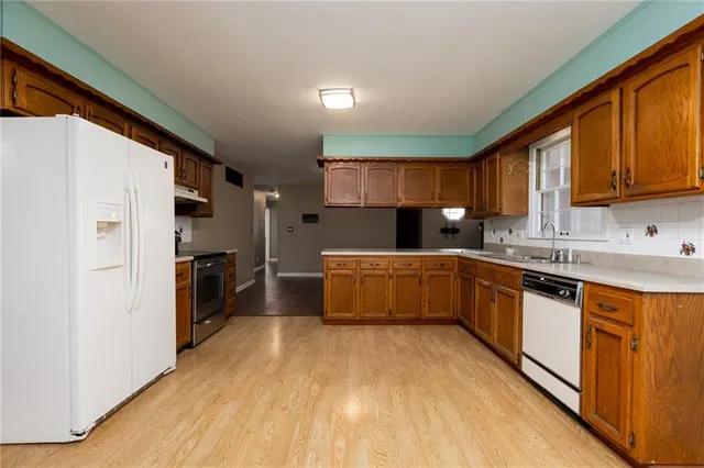 $319,900 | 4900 Norwood Court, Kansas City, MO 64133