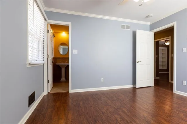 $319,900 | 4900 Norwood Court, Kansas City, MO 64133