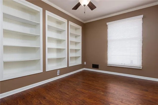 $319,900 | 4900 Norwood Court, Kansas City, MO 64133