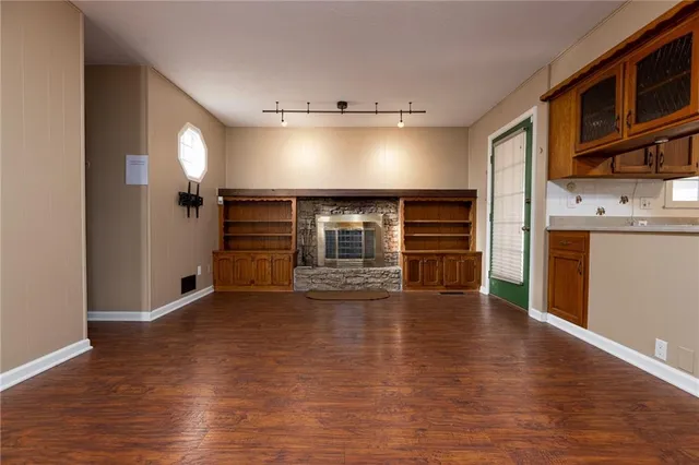 $319,900 | 4900 Norwood Court, Kansas City, MO 64133