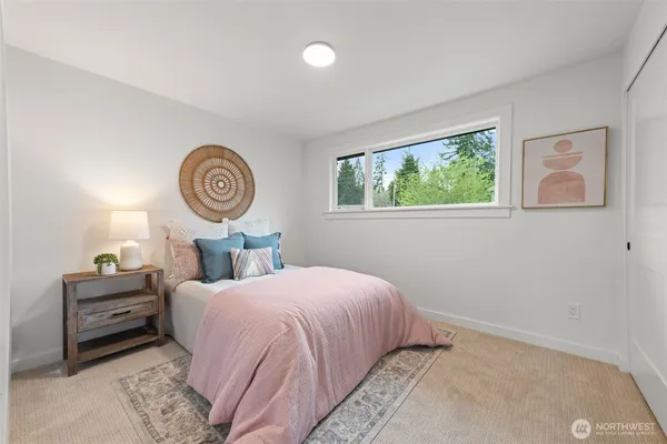 $1,850,000 | 16807 Northeast 6th Place, Bellevue, WA 98008
