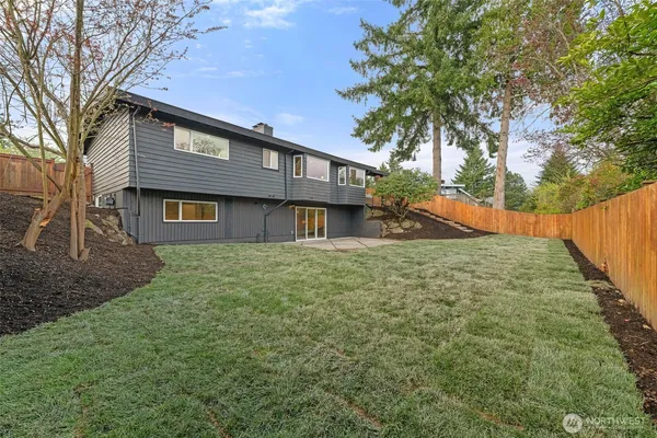 $1,850,000 | 16807 Northeast 6th Place, Bellevue, WA 98008