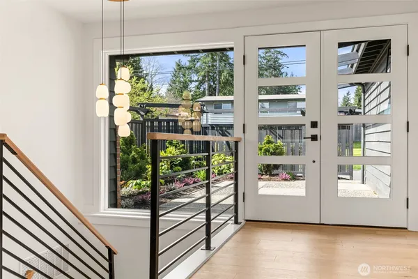 $1,850,000 | 16807 Northeast 6th Place, Bellevue, WA 98008