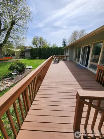 $515,000 | 114 Northeast Cedar Avenue, College Place, WA 99324