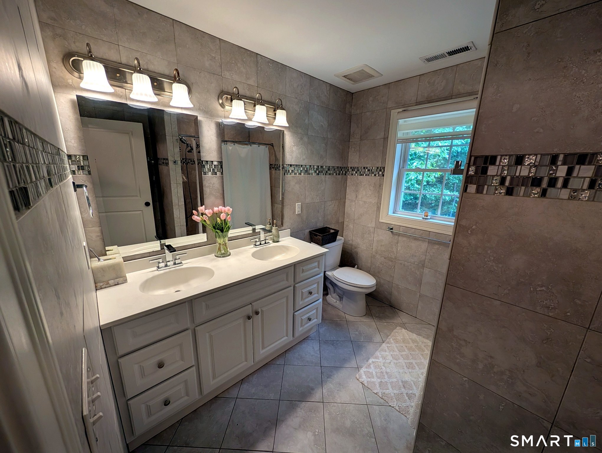 79 High Ledge Circle Manchester, CT 06040 - Photo 14 of 17