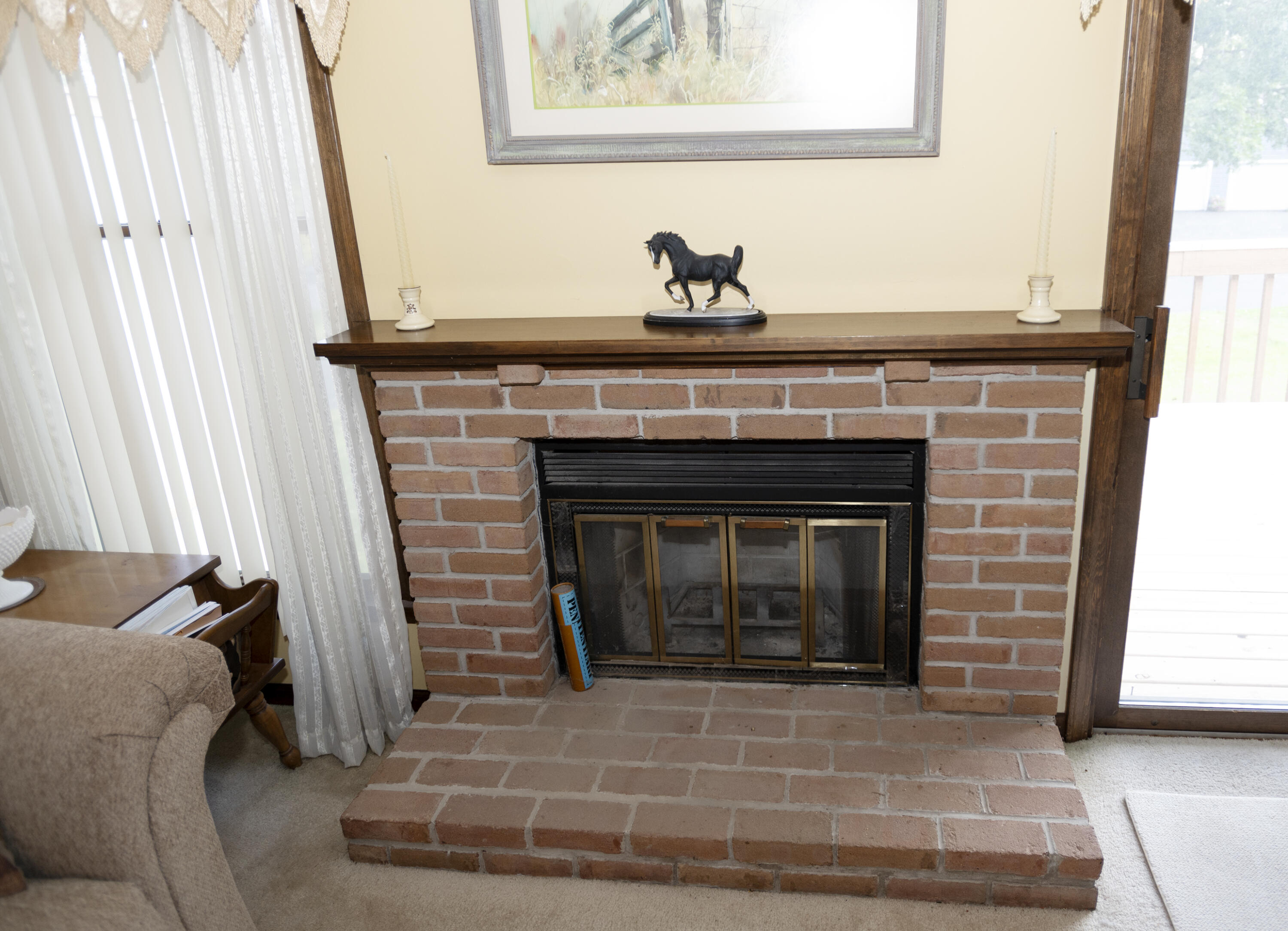 2013 Rendall Drive Jackson, MI 49201 - Photo 5 of 28 Fireplace