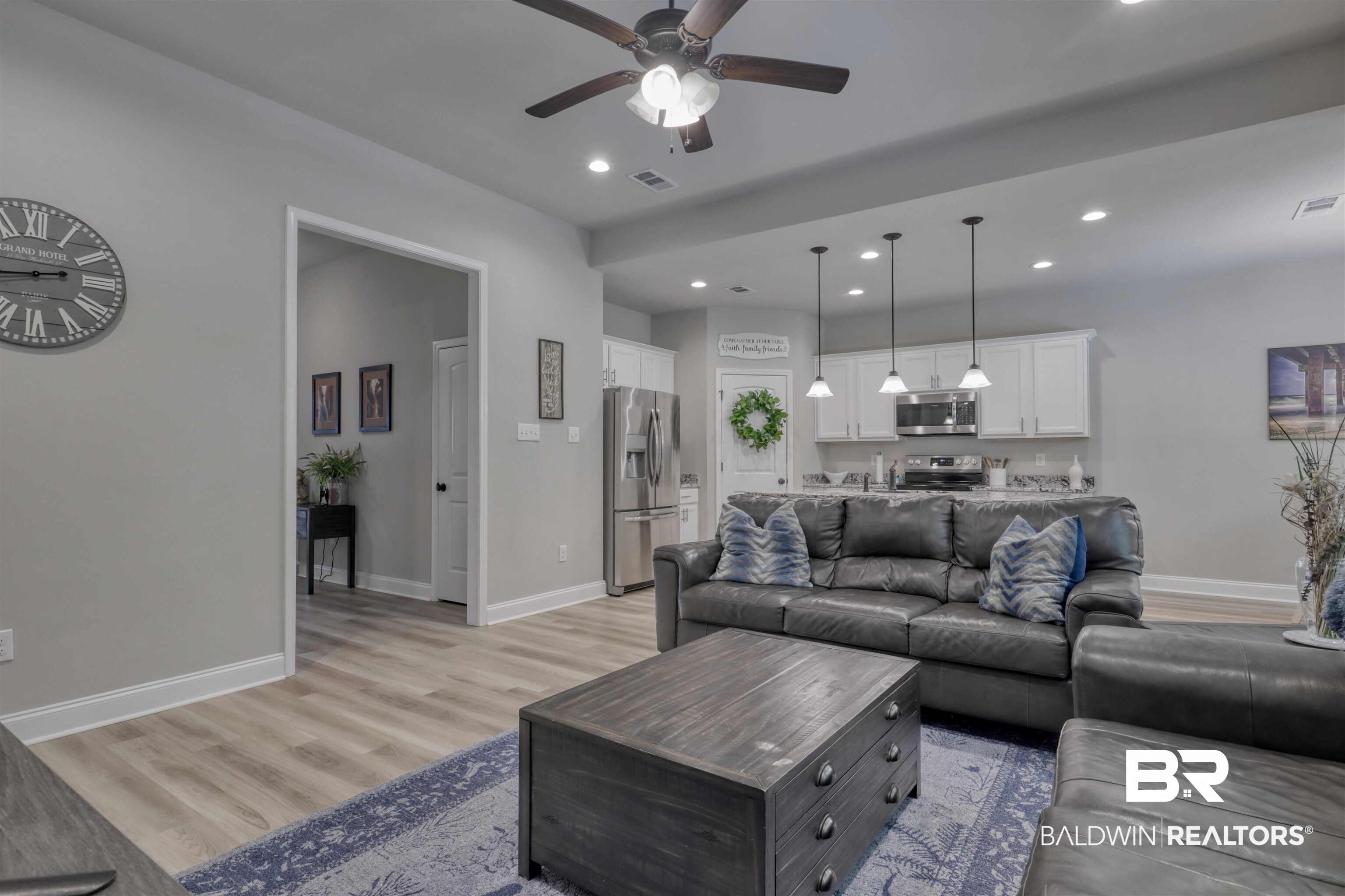 987 Gibson Court Foley, AL 36535 - Photo 9 of 34 Living room featuring visible vents, recessed lighting, light wood-style floors, and ceiling fan
