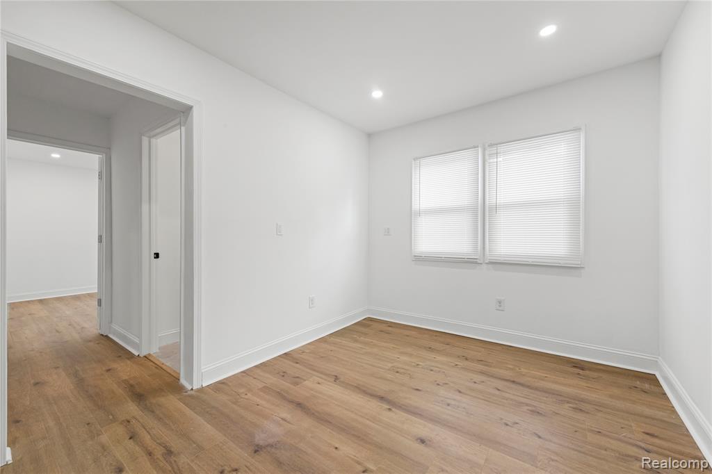 4640 Balfour Road Detroit, MI 48224 - Photo 9 of 20