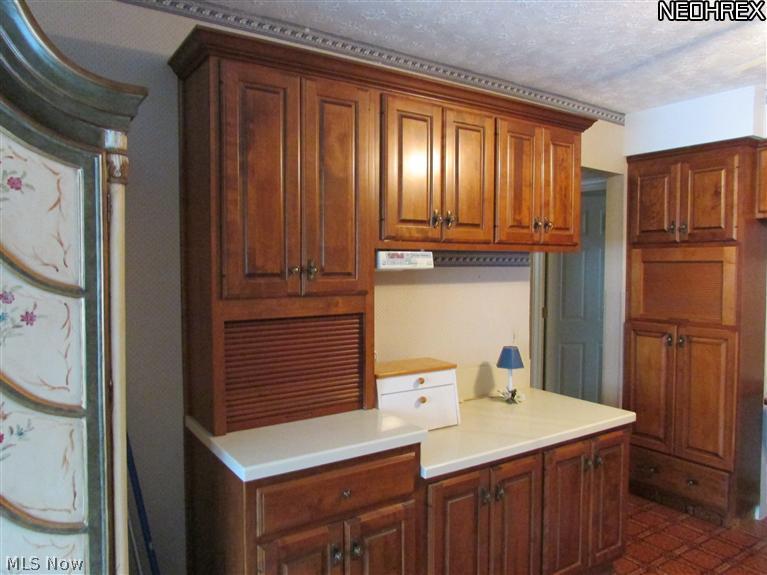 1292 Griggy Road Mogadore, OH 44260 - Photo 3 of 11