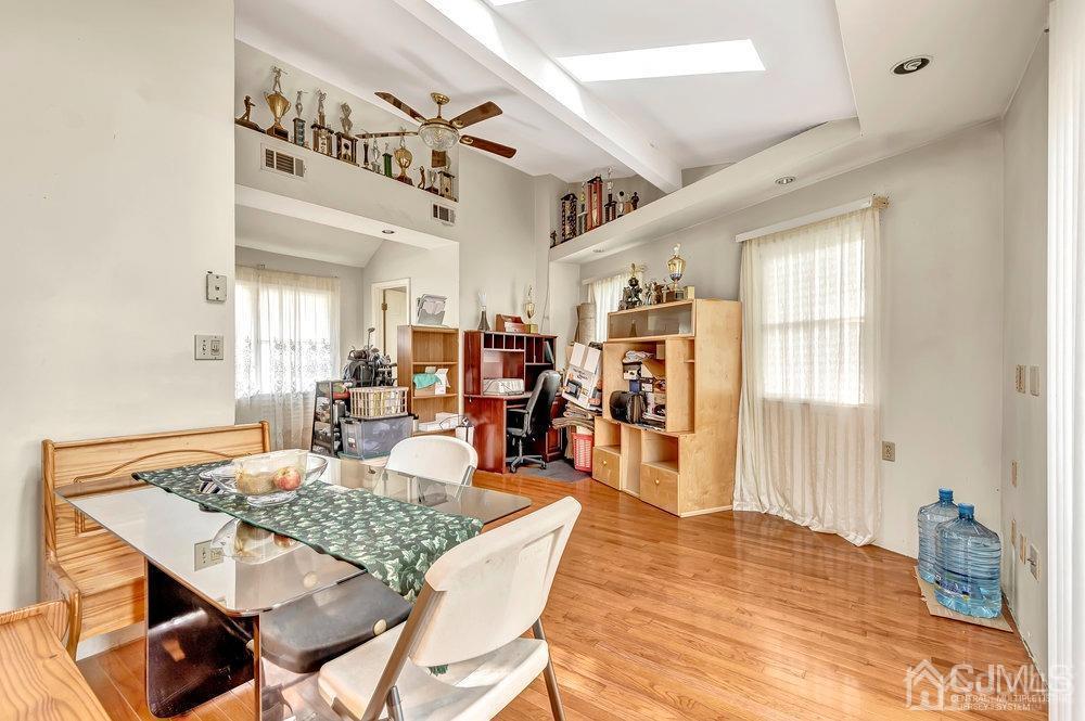 122 Vineyard Road Edison, NJ 08817 - Photo 13 of 24 a view of a dining room with furniture