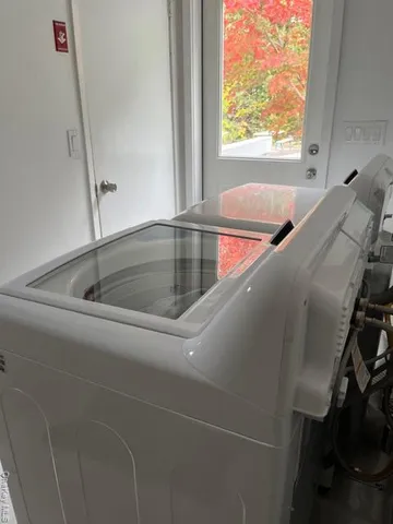 a close view of sink