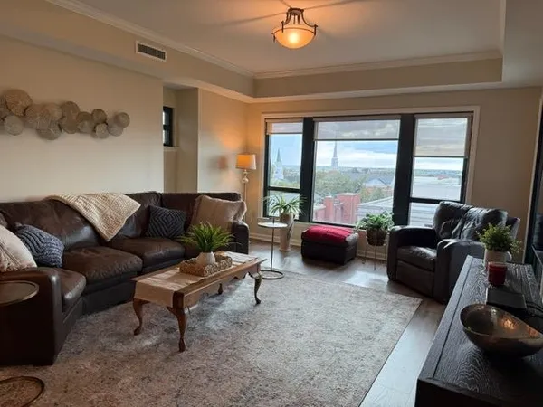 $424,999 | 121 North Monroe Street, Unit 8007, Tallahassee, FL 32301