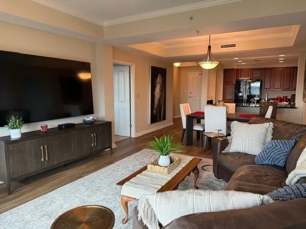 $424,999 | 121 North Monroe Street, Unit 8007, Tallahassee, FL 32301