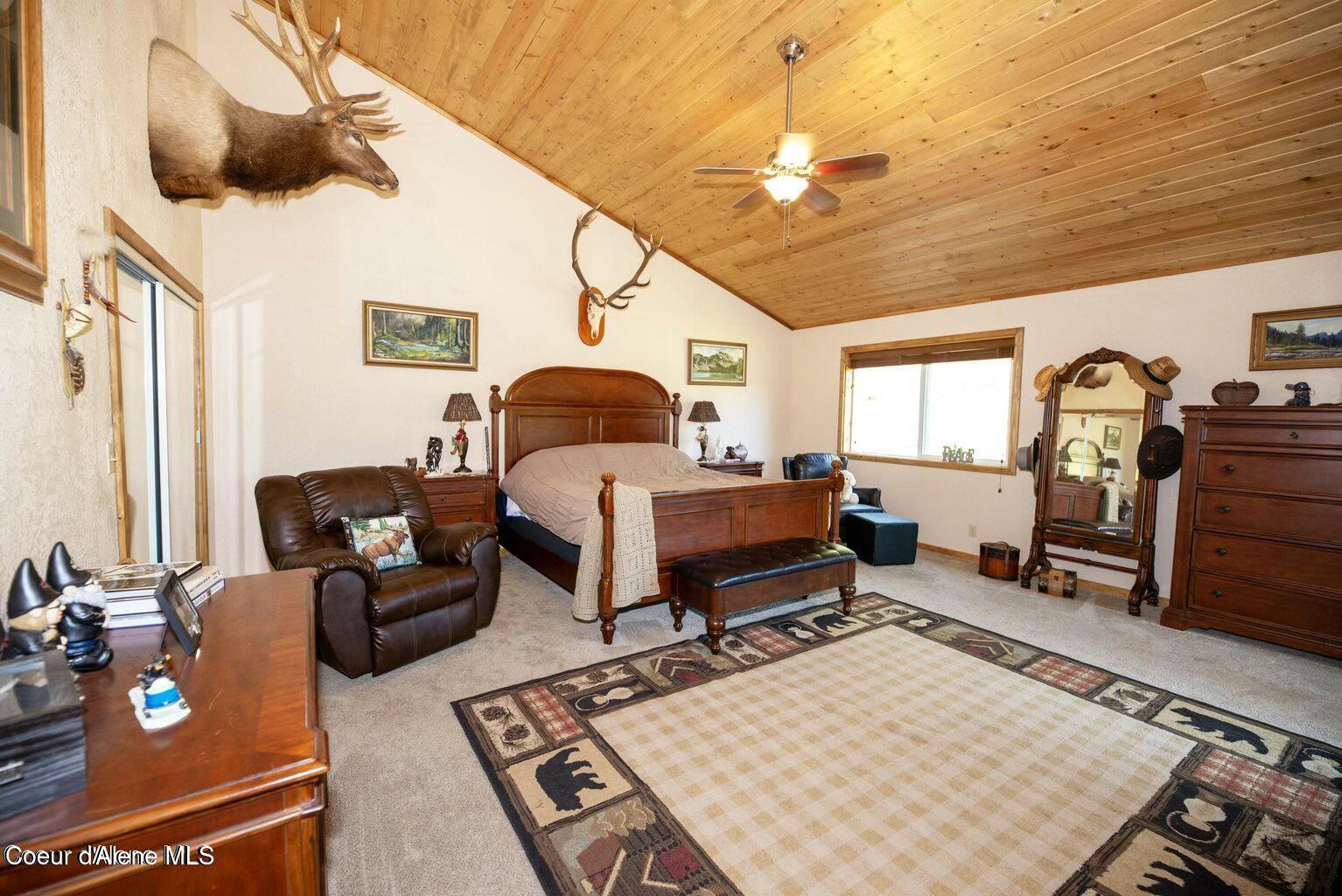 937 Chase Lake Road Priest River, ID 83856 - Photo 16 of 49 Master Bedroom