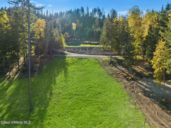$1,250,000 | 937 Chase Lake Road, Priest River, ID 83856