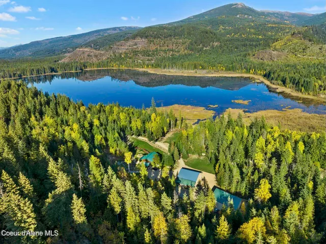 $1,250,000 | 937 Chase Lake Road, Priest River, ID 83856