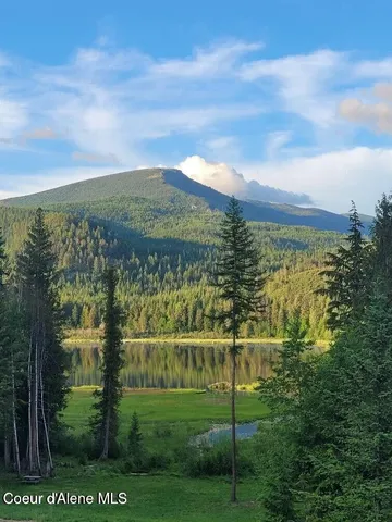 $1,250,000 | 937 Chase Lake Road, Priest River, ID 83856
