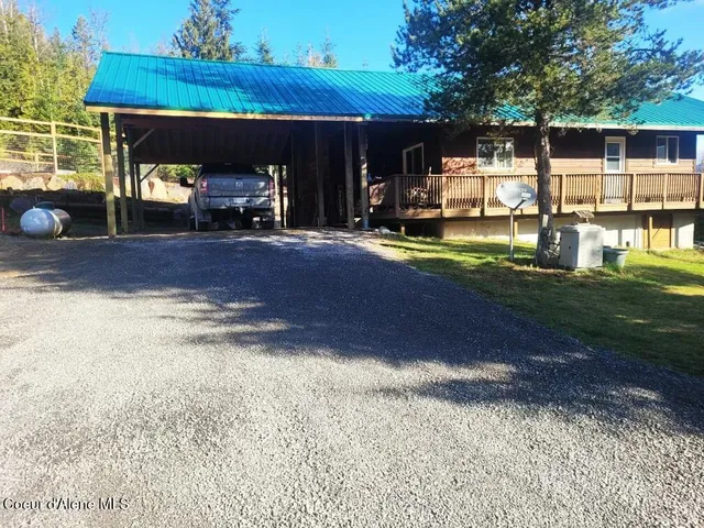 $1,250,000 | 937 Chase Lake Road, Priest River, ID 83856