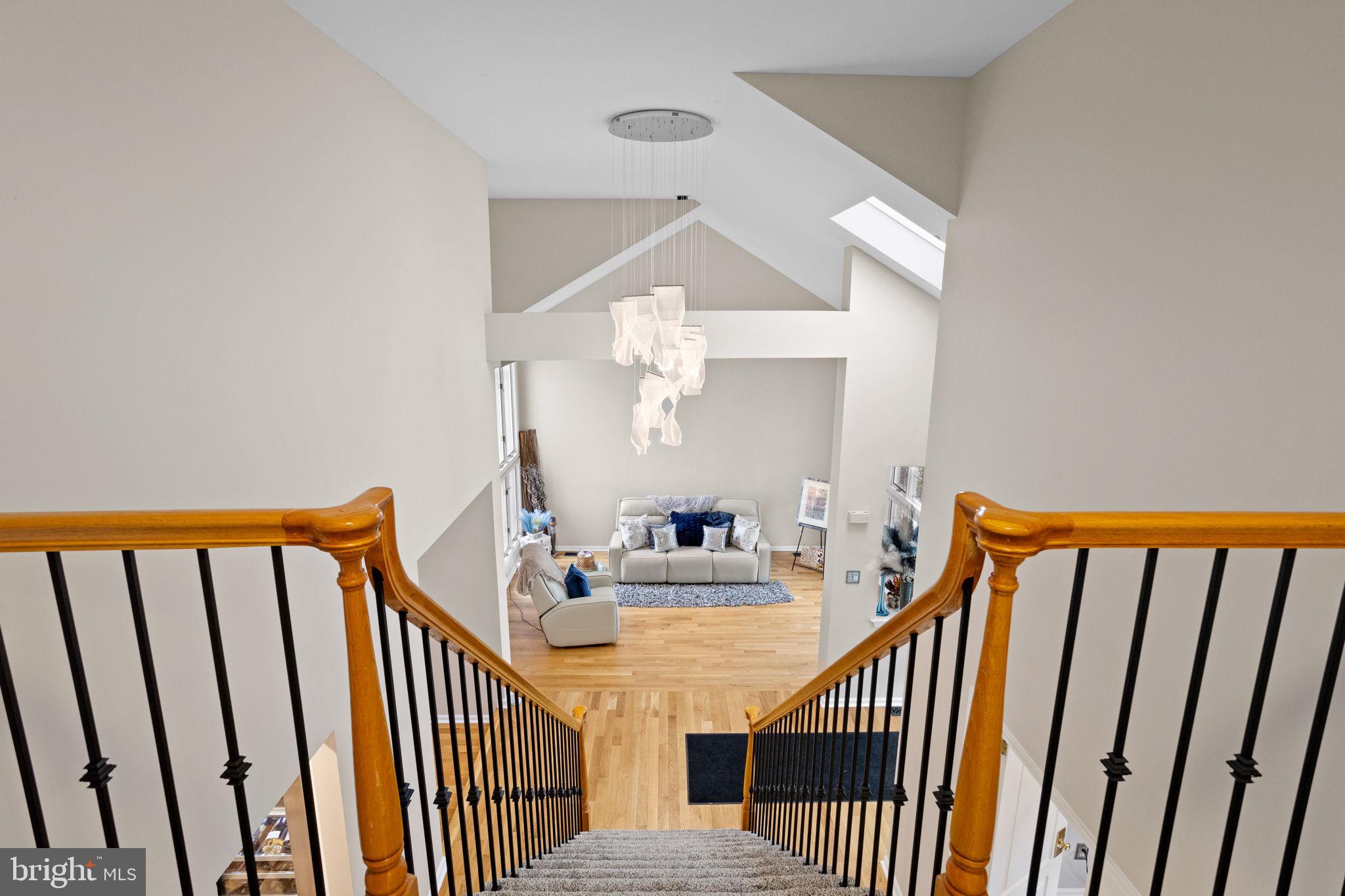 828 Redgate Road Dresher, PA 19025 - Photo 5 of 43