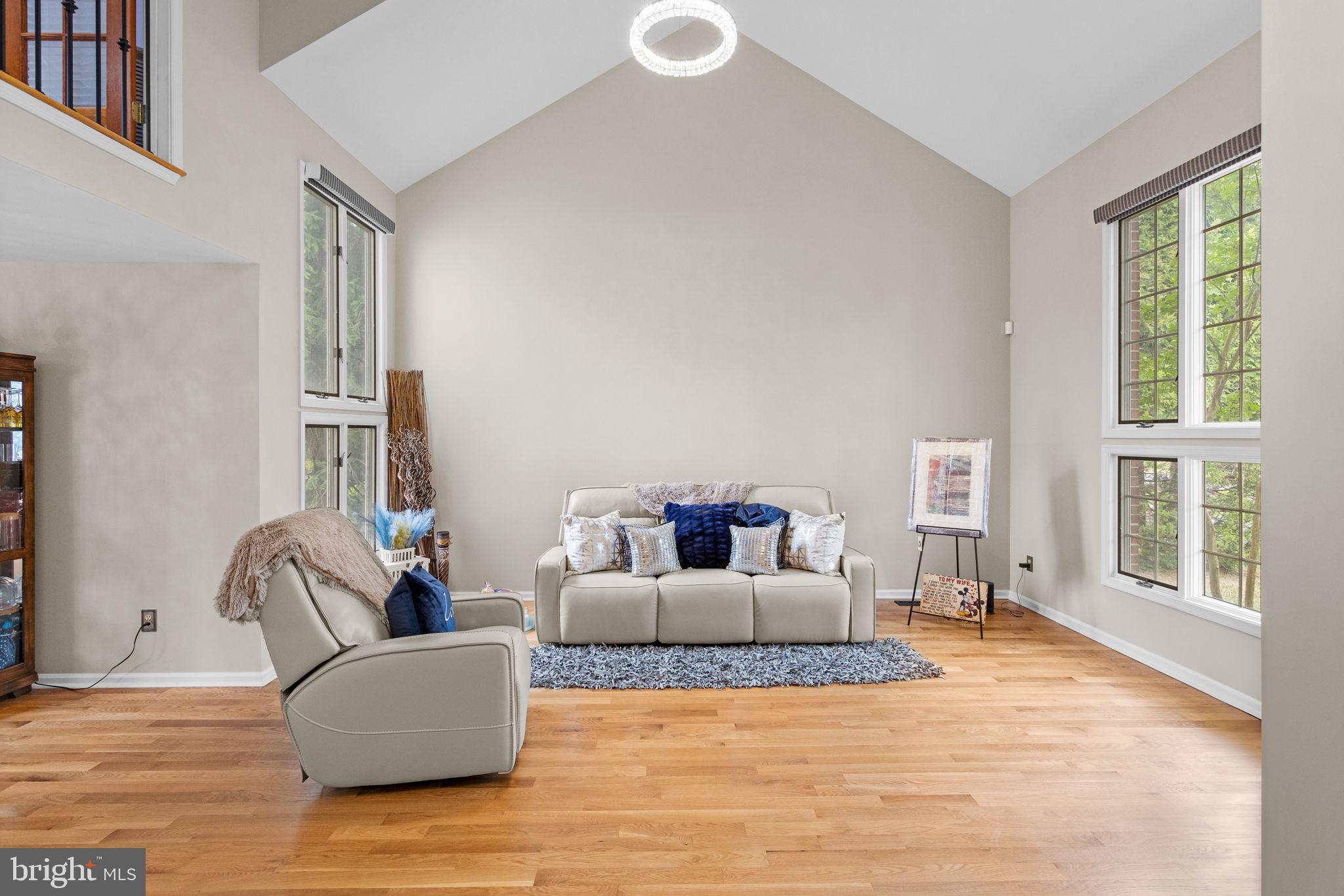 828 Redgate Road Dresher, PA 19025 - Photo 6 of 43