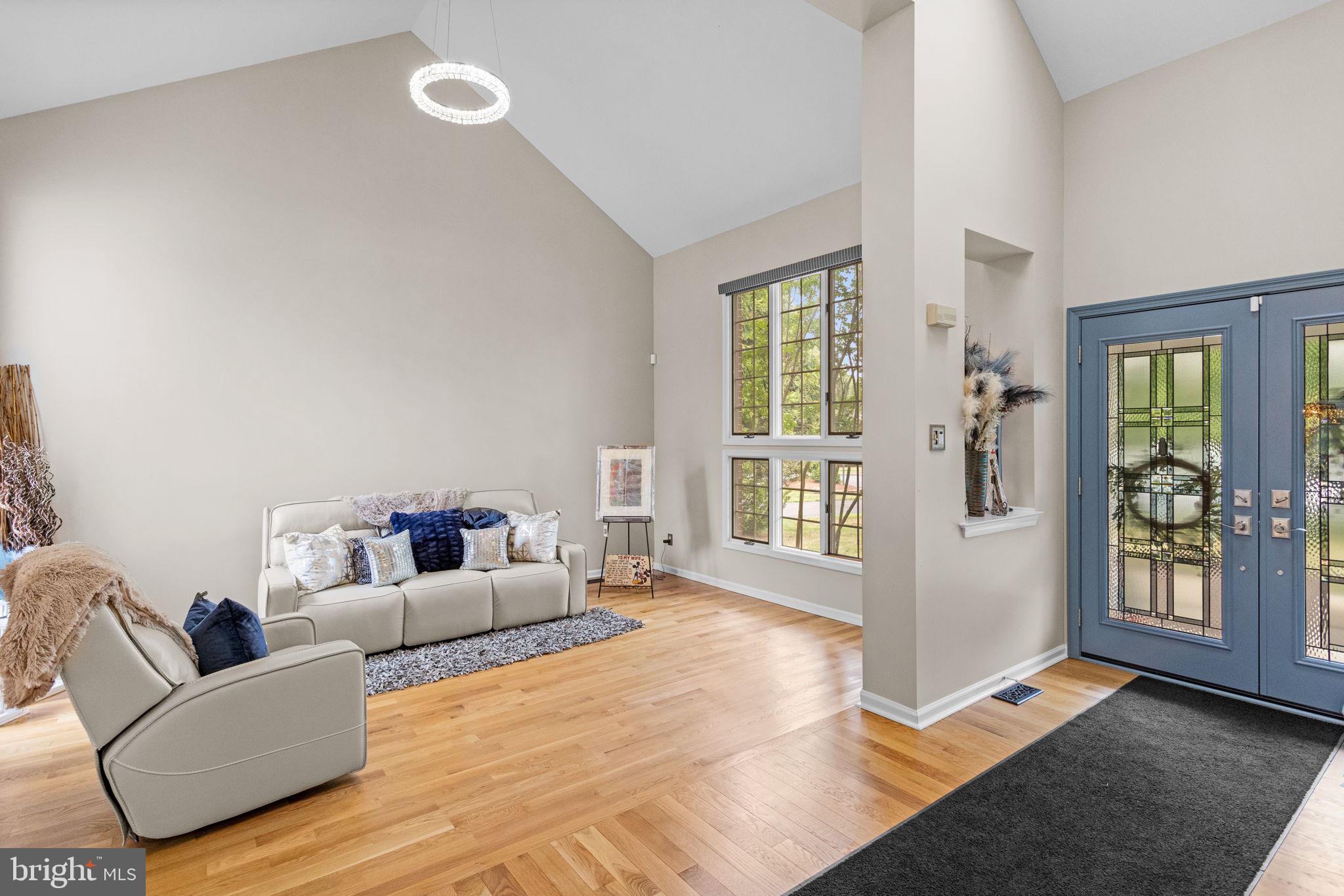 828 Redgate Road Dresher, PA 19025 - Photo 7 of 43