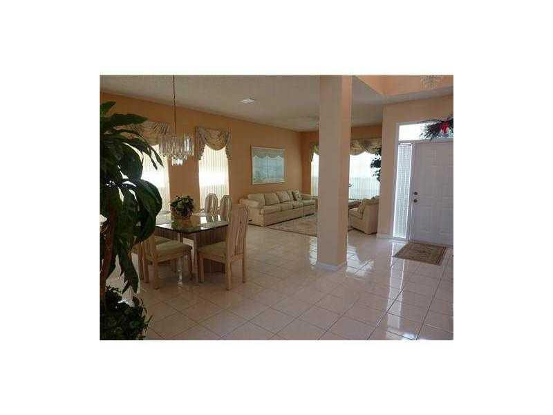 18500 Old Princeton Lane Boca Raton, FL 33498 - Photo 3 of 11 Living Room