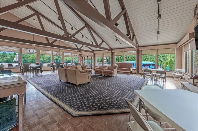 a view of a tennis court