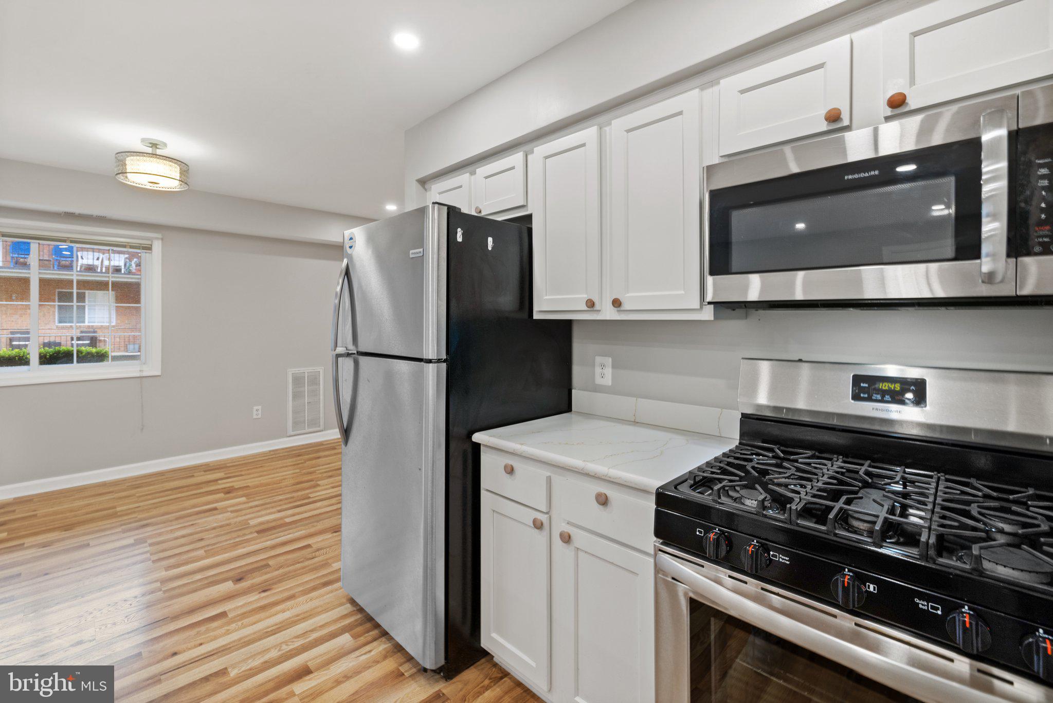 635 Waterloo Road, Unit 211 Warrenton, VA 20186 - Photo 12 of 27 Gallery Image 12