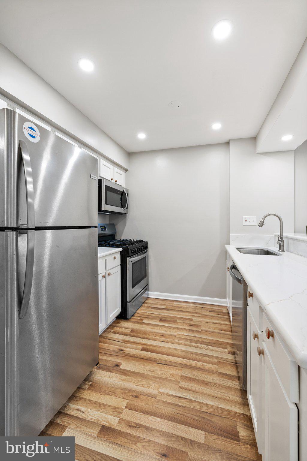 635 Waterloo Road, Unit 211 Warrenton, VA 20186 - Photo 14 of 27 Gallery Image 14