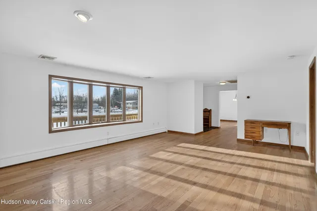 $649,000 | 131 Barbarossa Lane, Kingston, NY 12401