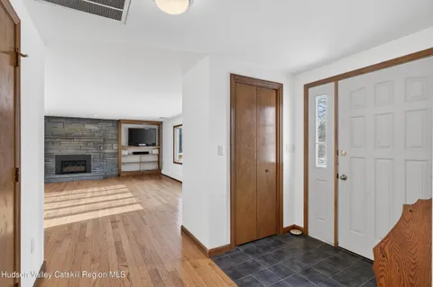 $649,000 | 131 Barbarossa Lane, Kingston, NY 12401