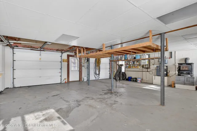 $649,000 | 131 Barbarossa Lane, Kingston, NY 12401