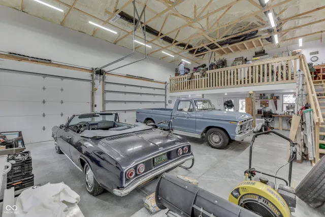 $1,100,000 | 8851 South Peoga Road, Trafalgar, IN 46181