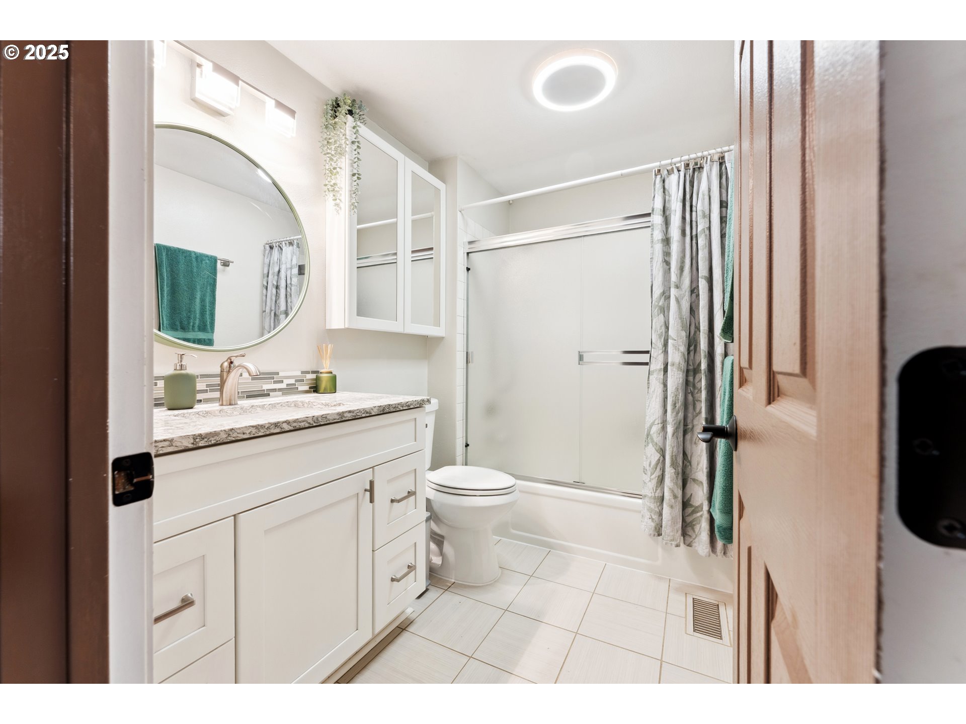 8312 Southwest Tygh Loop Tualatin, OR 97062 - Photo 15 of 30 Gallery Image 15