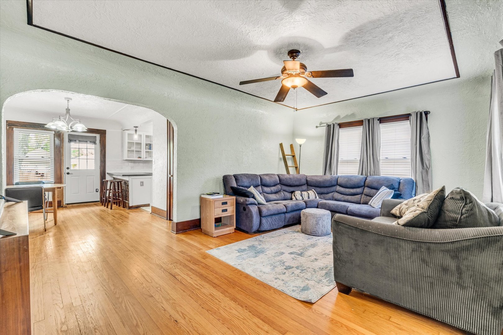 2423 29th Street Rock Island, IL 61201 - Photo 13 of 37